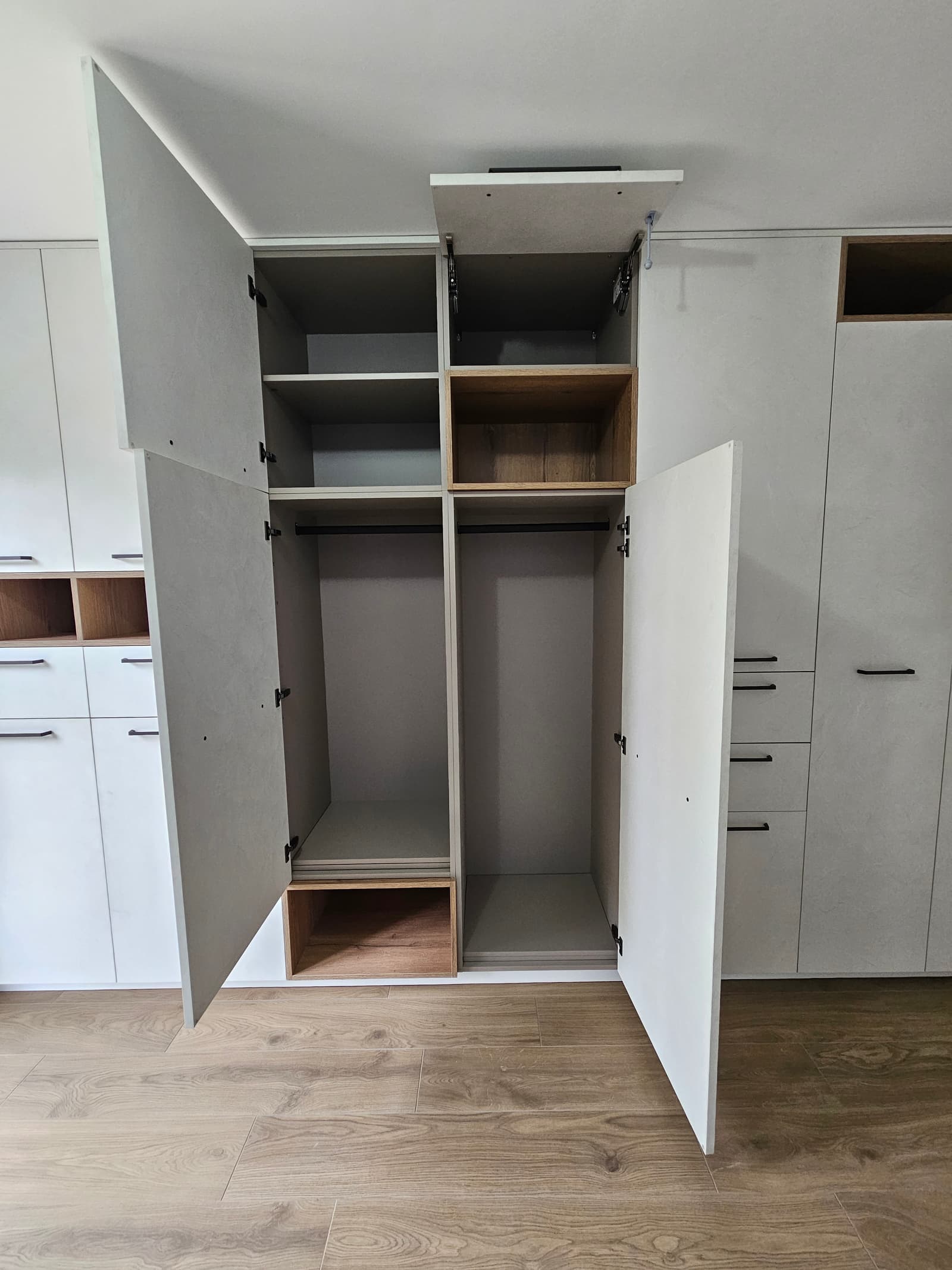 4f937646-02ad-40e5-9ae3-7df80b5eaab5.jpg 4f937646-02ad-40e5-9ae3-7df80b5eaab5.jpg